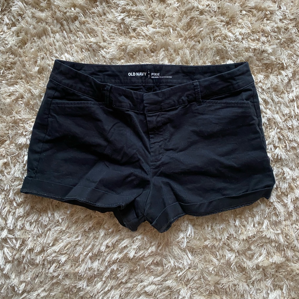 Mid Rise Black Shorts